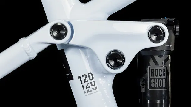 Cube Stereo Hybrid 120 Pro 750 flashwhite´n´black 4